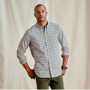 N.W.T. Orvis Black and White Plaid Casual Shirt